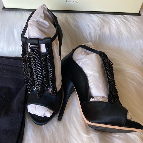 Gorgeous Leon Max Black Beaded Party Heels, 6.5 - Picture 2 of 16